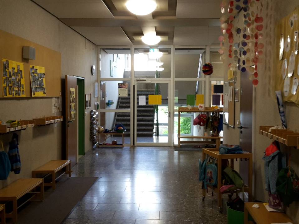  Kindergarten "In der Schule" 